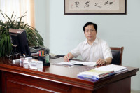 李子华 照片