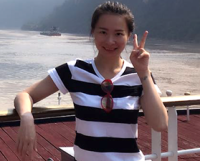 王婧 照片