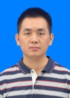 周凡 照片