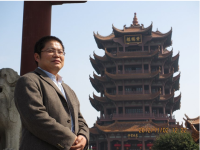 杨勇 照片