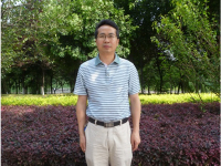 何万国 照片