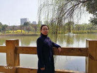 贺伟婕 照片