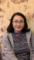 黄元英 照片