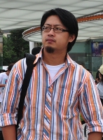 黄艺 照片