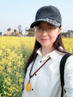 刘春梅 照片