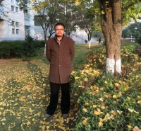 刘波 照片