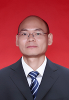 李根 照片