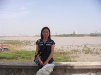 李莉娟 照片