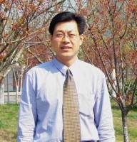 桑青松 照片
