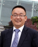 谭宏 照片