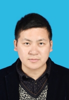 伍国果 照片