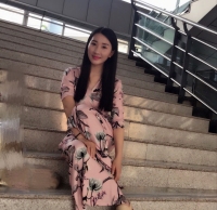 叶静 照片