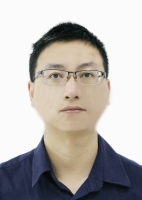 尹翰坤 照片