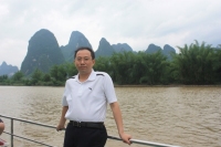 杨守良 照片