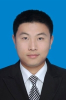 周坤 照片