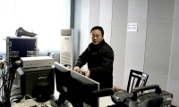 钟聿新 照片