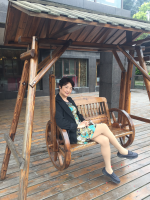 李伶 照片