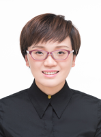 谭利平 照片