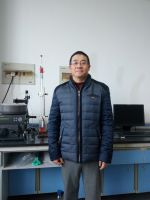 查向东 照片