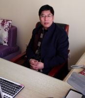 曹阳 照片