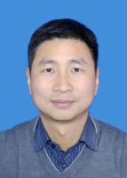 杨俊伟 照片