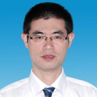 吕岗 照片