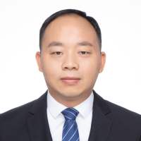 方寅 照片