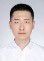 侯 健 照片