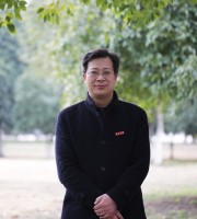 徐守坤 照片