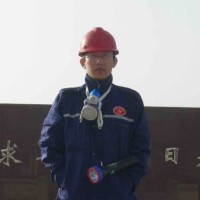 韩智勇 照片