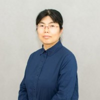 孔芝 照片