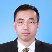 李健 照片