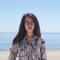 邬桑 照片