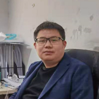 徐帅 照片