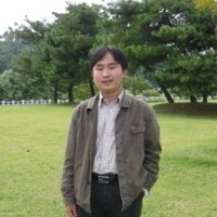 谢华龙 照片