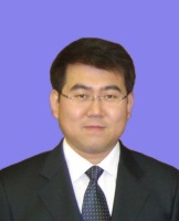李岩 照片