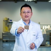 王春明 照片