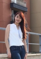 许嘉颖 照片