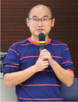 韦卫 照片