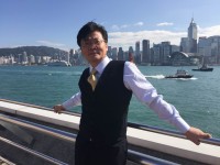 高巍 照片