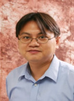 余建德 照片