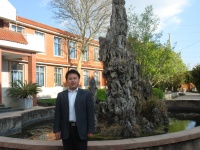 杨力权 照片