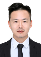 杨明睿 照片