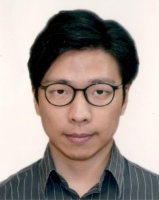 郑文达 照片