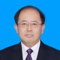 黄一 照片