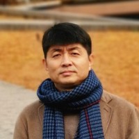 刘代云 照片