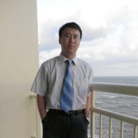 卢一平 照片