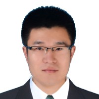 李昱 照片