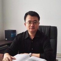 李昱鹏 照片