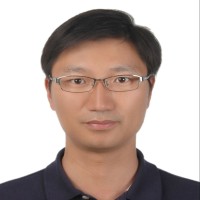 李琦 照片